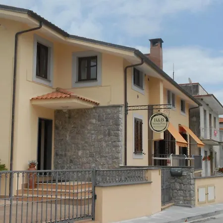 Nonna Pina Bed & Breakfast *